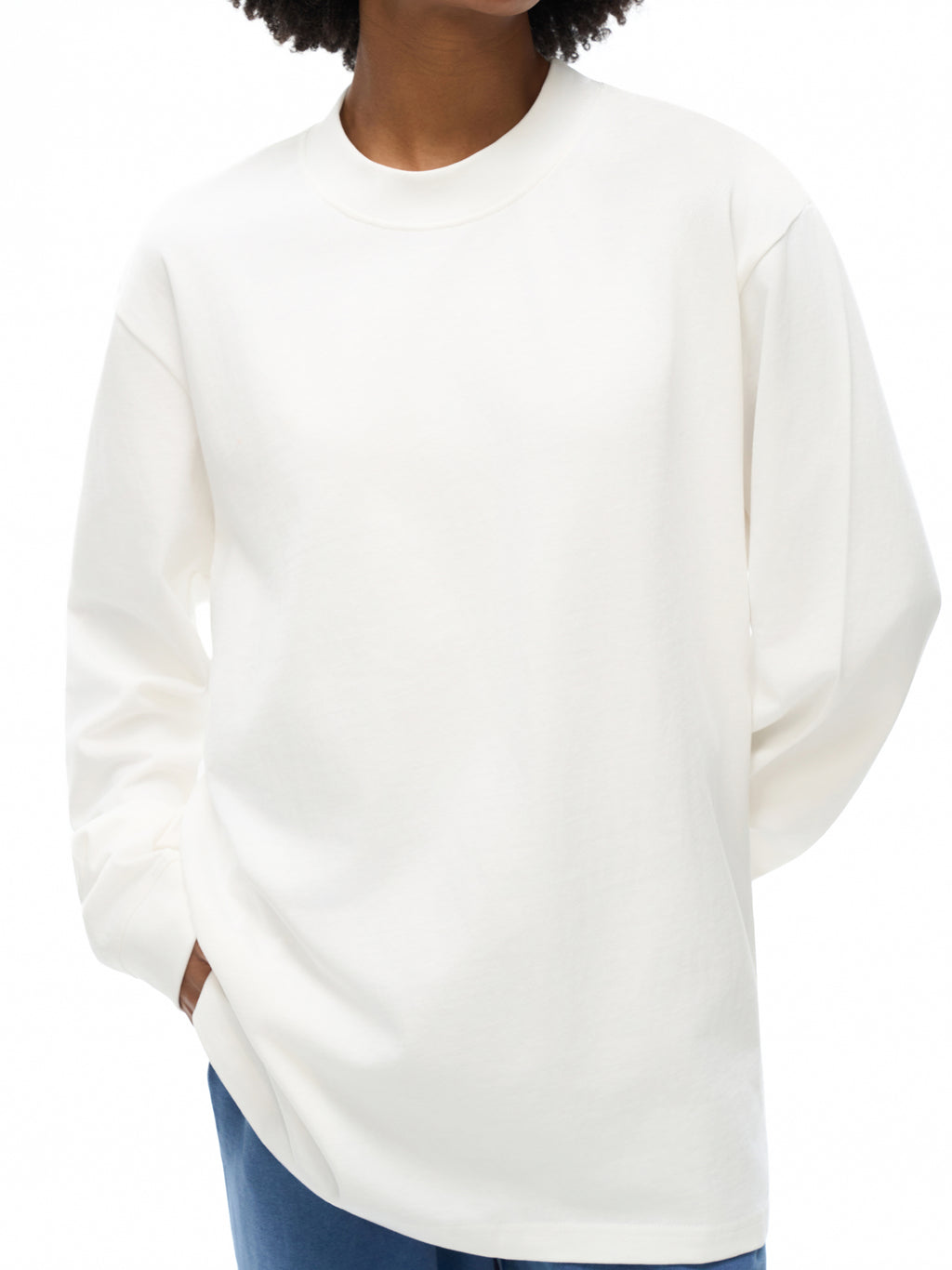 Essential Neck Sweatshirt